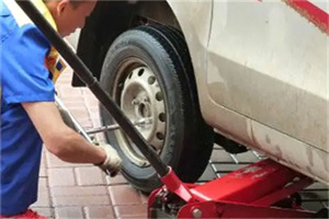 乐业附近拖车24小时服务热线电话